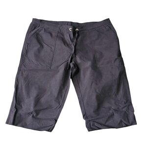 Prana Shorts Womens L Black BLISS KNICKER 14. 5” Inseam Stretch Hiking Camp